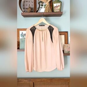 2010s Peach Zara Coquette Balletcore Blouse with Black Accents Size Medium